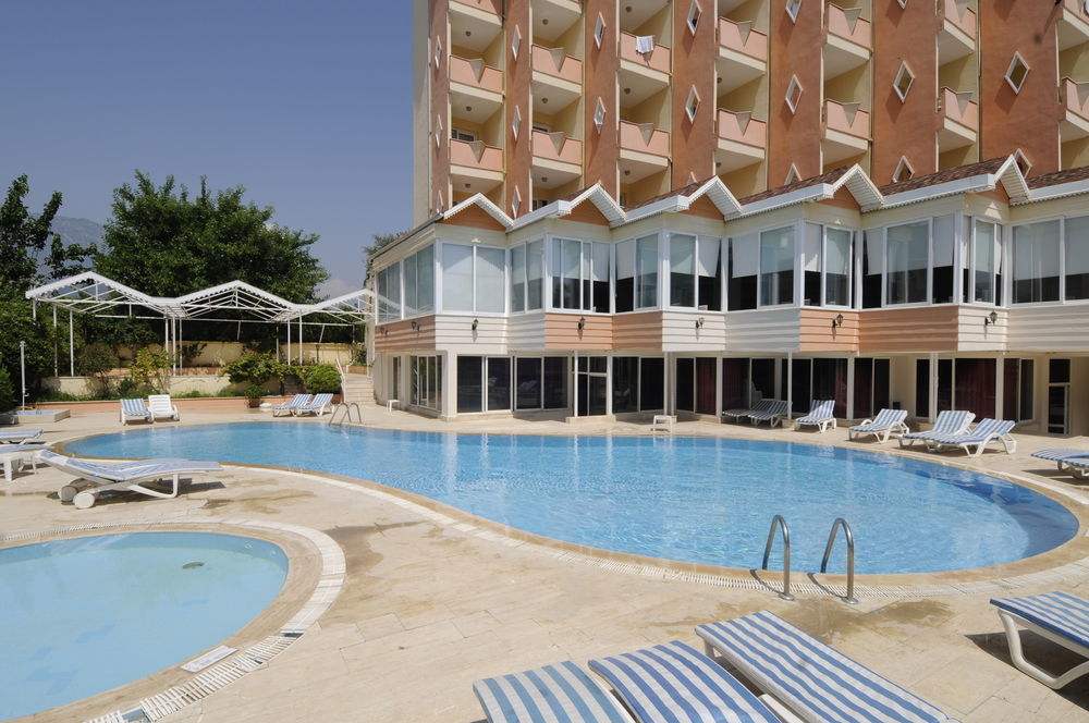 Klas Hotel Kargıcak Eksteriør billede